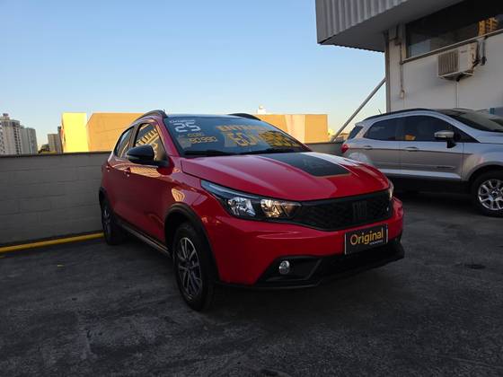 FIAT ARGO 1.3 FIREFLY FLEX TREKKING CVT FIAT ARGO 1.3 FIREFLY FLEX TREKKING CVT
